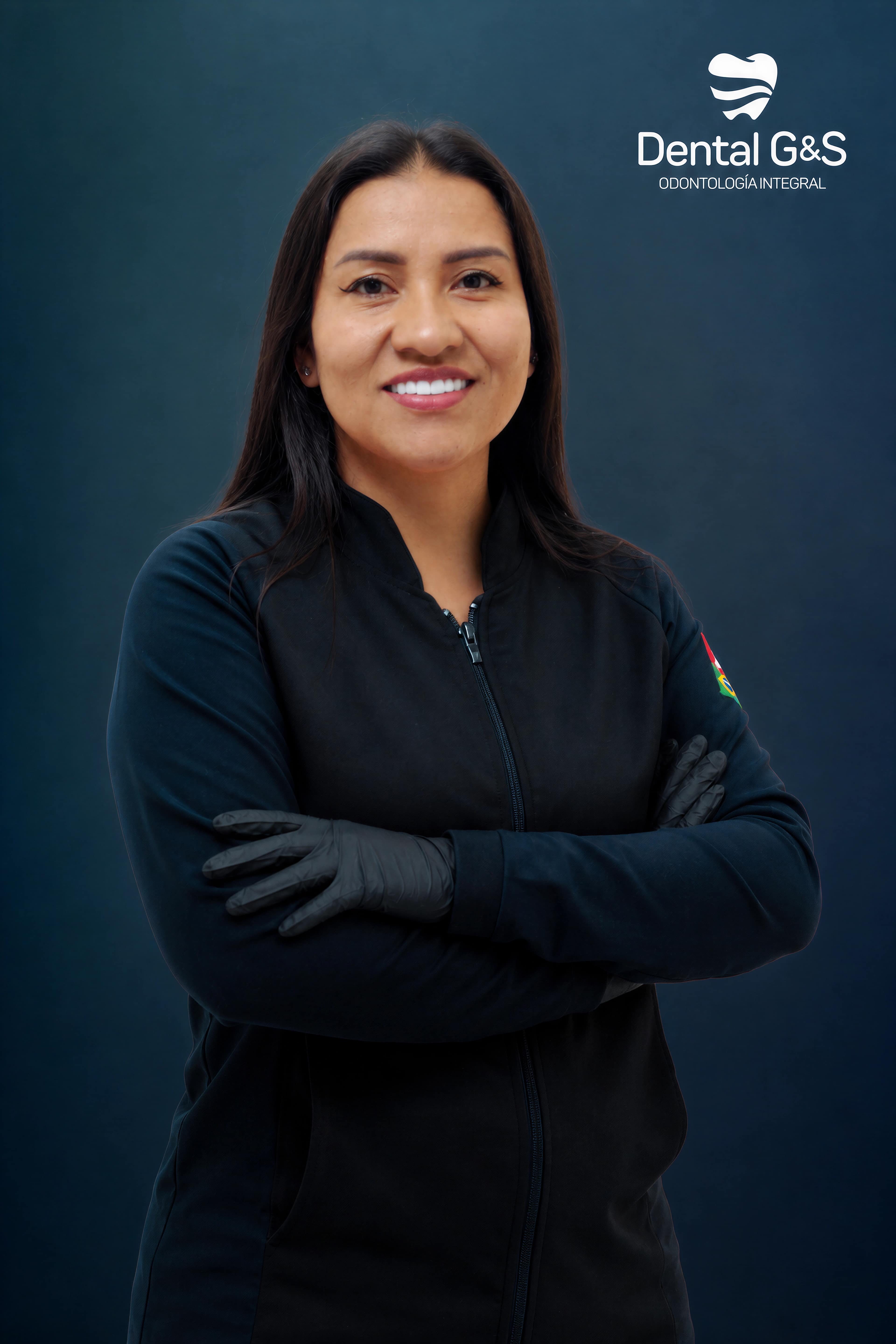 Dra. Steysi, odontóloga integral de Clínica Dental G&S.
